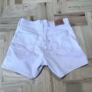 Levi’s Women’s Shorts - Size 27